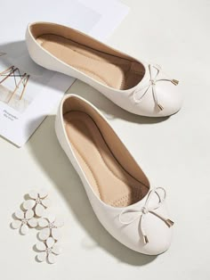 Free Returns ✓ Free Shipping On Orders $49+ ✓. Bow Decor Ballet Flats- Women Flats at SHEIN. Classy Shoes Flats, Ciel Black Butler, White Flat Shoes, Fancy Flats, Pretty Shoes Sneakers, Fashion Shoes Heels, Fashion Shoes Sandals, Fantastic Shoes, Wedding Shoes Flats