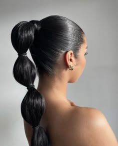 Long Ponytail Hairstyles, Tail Hairstyle, Pony Hairstyles, Bubble Ponytail, Heatless Hairstyles, Hair Pomade, Beauty Portrait