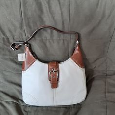 White With Brown Coach Large Hobo Bag. Zipper Closure. New! Coach Parker, Hobo Wallet, Coach Hobo Bag, Coach Hobo, Large Hobo Bag, Brown Coach, Hippie Bags, Vintage Leather Bag, Leather Hobo Bag