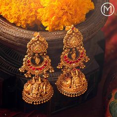 Long Jhumka Earrings Gold Indian, Chandbali With Jhumka Gold, Gold Jhumki New Design, Antique Jumka Gold, Jumka Earrings Gold Indian Jewelry, Jumkas Antiques Gold, Gold Earrings Indian Wedding Bridal, Temple Jewelry Jhumkas, Antique Jhumkas Gold Temple Jewellery