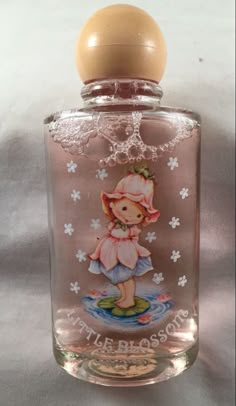 Soft Perfume, Vintage Perfumes, Pretty Perfume Bottles, Avon Vintage, The Perfume, Perfume Lover, Pink Plastic, Childhood Toys, Cute Little Things