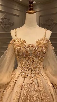 Ball Gowns Puffy Sleeves, Different Color Quinceanera Dresses, Gold Long Sleeve Quinceanera Dresses, Celestial Sweet 16 Dress, Quince Dresses With Puffy Sleeves, Big Gold Dress, Gold Quinceanera Dresses With Sleeves, Unique Color Wedding Dresses