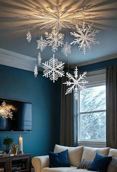 15 Enchanting Christmas Decor Ideas for Your Living Space – Cabin Nook Boho Beach Living Room, Christmas Decor Hacks, Cozy Glam, Look Expensive On A Budget, Boho Beach House, Glam Christmas Decor, Winter Retreat, Minimalist Christmas Decor, Silver Color Scheme