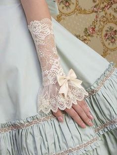 Source Search: FB Manset Lengan, 일��본 패션, Lace Cuffs, Lace Gloves, Skirt Maxi, Pearl And Lace, Linens And Lace, Lolita Fashion