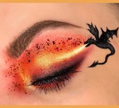 Fall Graphic Liner Looks, Theater Makeup Looks, Sylveon Inspired Makeup, Cool Makeup Pallets, Birthday Eye Makeup Looks, Eyeshadow Art Creative, Advanced Makeup Looks, Animal Eye Makeup, Cool Eye Makeup Looks Creative