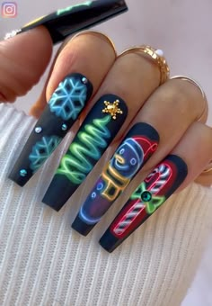 Nail Art Noel, Christmas Gel Nails, Snowflake Nails, Christmas Nails Acrylic, Xmas Nails, Christmas Nail Designs, Uñas Acrilicas, Coffin Nails Designs, Christmas Nail Art