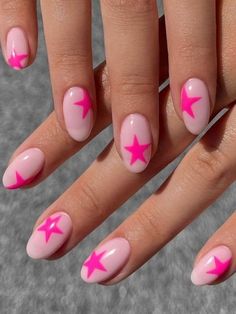 Pink Nails With Pink Stars, Simple Summer Nails Oval, Summer Nails Stars, Summernails Summer Nail Ideas 2024, Cool Nail Inspo 2024 Summer, Colorful Star Nails, Star Nails Pink, Cute Star Nails, Pink Star Nails