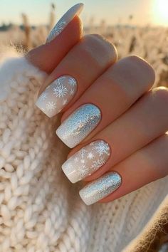 Milky White Silver Nails, Silver Winter Nails, White Christmas Nails, Glitter Accent Nails, Christmas Gel, December Nails, Cute Christmas Nails, Christmas Gel Nails, Christmas Nails Easy