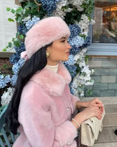 Winter Tea Party Outfit, Wardrobe Aesthetic, Fur Outfit, Preppy Inspo, Pink Fur Coat, Bunny Aesthetic, Faux Fur Headband, Mode Rose, Look Rose