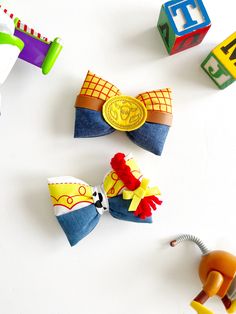 This amazing hair bow is perfect for anyone who loves Disney's, Toy Story! A handmade Jessie cowboy hat is attached for the perfect touch! Bow measures approximately 4.25 inches. Also, you can choose from two different styles. Pillow Bow Style; Strongly suggest LARGE single prong clip or French Barrette. Classic Bow Disclaimer: Hair bows are original ideas that are inspired by a Disney movie. We have no affiliation with the Disney Company. Small parts may pose as a choking hazard; never leave an Bow Peep Toy Story, Jojo Hair Bows, Disney Ribbon Hair Bows, Jojo Bows, Encanto Hair Bow, Disney Bows, French Barrette, Diy Bow, Toy Story