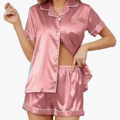 Light Pink Silk Pajama Set With White Hemline. Button Down Top With Front Pocket. Elastic Band Shorts. Size Medium, See Pictures For Details On Dimensions. New With Tags, Never Opened. Satin Pajamas Set, Pijamas Women, Pink Pajama, Short Satin, Satin Pj Set, Pyjama Satin, Design Moda, Pink Pajamas, Satin Shorts