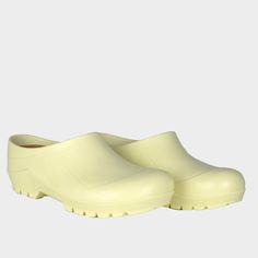 Italian Garden Clogs in Butter- Limited Edition Birkenstock Clog, Birkenstock Clogs, Garden Fashion, Garden Clogs, American Men, Italian Garden, Gardening Outfit, Work Shorts, Best Advice