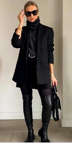 Work Boots For Women Outfits, Long Black Boots Outfit, Boots For Women Outfits, Long Blazer Outfit, Work Boots For Women, Black Work Boots, Casual Sport Outfit, Vest Outfits For Women, Black Blazer Outfit