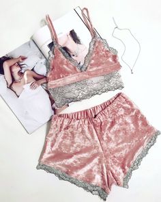 Carina era só uma miúda de 15 anos que foi para a balada e acabou por… #ficçãoadolescente # Ficção adolescente # amreading # books # wattpad Lace Bralette Outfit, Fashion Design Inspiration, Ghost Ghost, Bralette Outfit, Cute Sleepwear, Satin Lingerie, Trendy Swimwear, Pink Lingerie