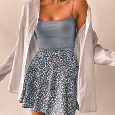 Gaun Fashion, Looks Street Style, Straight Dress, American Beauty, Summer Fashion Outfits, Mode Inspiration, Looks Vintage, Dress Styles, Outfits Casuales