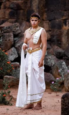 Greek Traditional Dress Men, Greek God Outfit Ideas Men, Greek Inspired Outfits Men, Greek Outfit Ideas Men, Egyptian Fashion Men, Greek Outfit Men, Greek Clothing Men, Greek God Outfits Men, Greek Fashion Men