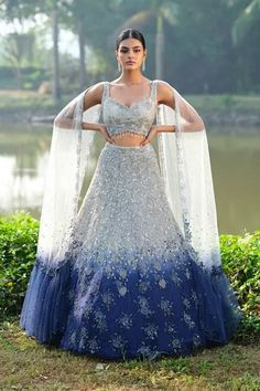 Beautiful Lehengas, Natasha Dalal, Party Wear Dresses For Women, Lengha Dress, Dresses For Women Wedding, Diwali Outfits, Outfits Indian, Indian Bride Outfits