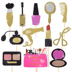 there are many different types of beauty items on the stick, including makeup and hairbrushes