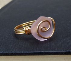 Pink Sea Glass Ring:  24K Gold Swirl Spiral Wire Wrapped Blush Rose Beach Jewelry, Size 7 Cincin Diy, White Gold Engagement Rings Vintage, Moissanite Engagement Ring White Gold, Wire Jewelry Rings, Sea Glass Ring, Pink Sea, Wire Jewelry Designs, Glass Ring, Blush Rose