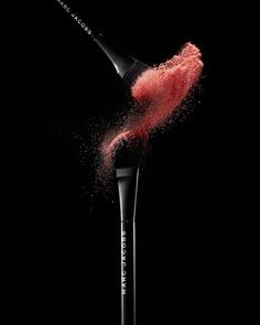 Still Life Makeup, Photography Cosmetics, Beauty Product Photography, Makeup Backgrounds, Makeup Illustration, Makeup Wallpapers, Motion Photography, Makeup Books