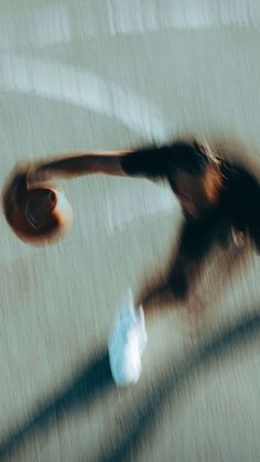 90s Sports Aesthetic, Sports Photography Aesthetic, Sports Aesthetic Wallpaper, Motion Blur Photography, Basket Training, Basketball Background, Blur Photography, Bola Basket, Basketball Photography