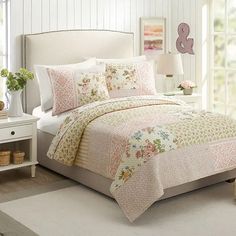 Sweet Blooms Cottage Reversible Quilt | Antique Farmhouse