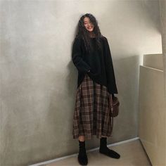 High Waisted Plaid Skirt, Women Midi Skirt, Dark Academia Outfits, Dark Academia Outfit, Academia Outfits, Dark Academia Fashion, Long Skirt Outfits, Fashion 90s, Academia Fashion