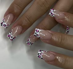 Pink Cheetah Print French Tip Nails, Nail Inspo Animal Print, Cheetah Print Nails Pink, Pink Leopard Print Nails, Cheetah Print Nails, Hard Nails, Leopard Print Nails, Summery Nails