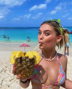 Ocean Girl, Summer Poses, Summer Picture Poses, Malibu Barbie, Summer Goals, كريستيانو رونالدو, Beach Poses, Island Girl, Summer Feeling