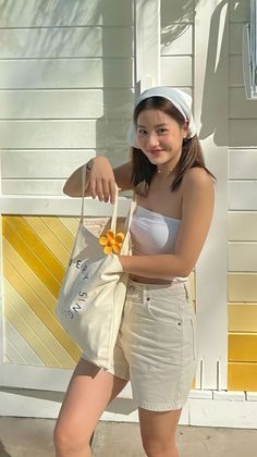 Casual Beach Outfit Korean, Beachy Summer Outfits, Closet Outfits, Business And Management, Photography Outfits, Summer Outfits Casual, Real Estate Investment Trust