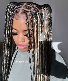 Large Knotless Box Braids Black And Blonde, Blond And Black Braids Black Women, Blonde Skunk Stripe Knotless Braids, Small Black And Blonde Knotless Braids, Blonde Braided Hairstyles Black Women, Medium Thigh Length Knotless Braids, Black Braids With Highlights, Peakaboobraids Black And Blonde, Black And Blonde Box Braids Mixed