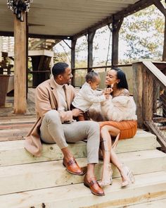 Holiday Family Photo Outfits, Family Photoshoot Poses, Family Photoshoots, African American Family, Fall Family Photo Outfits, Ask God, Family Photoshoot Outfits, Outdoor Family Photos, Black Family