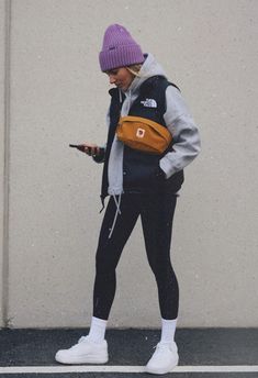 Surfergirl Style, Frock Fashion, Winter Fashion Outfits Casual, Mama Style, Athleisure Outfits, Fashion Victim, Outfits With Leggings