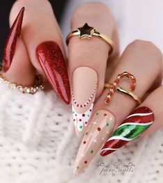 Christmas Themed Nails, Classy Nail Art Ideas, Themed Nails, New Years Nail Designs, New Years Eve Nails, Cute Christmas Nails, Christmas Nails Easy, Nail Swag, Festival Nails