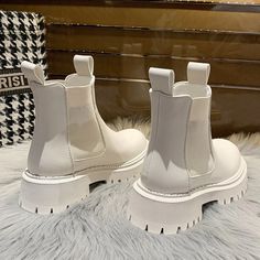 White Chelsea Boots, Winter Chelsea Boots, Boots Goth, Ankle Boots Platform, Leather Shoes For Women, Beige Boots, White Ankle Boots, Gothic Shoes, Boots Platform