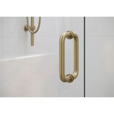 an image of a bathroom door handle