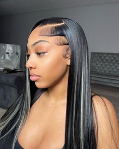 Hair Color Platinum Blonde, Hair Color Platinum, Highlight Lace Front Wig, Blonde Highlights Hair, Hair Knots, Virgin Hair Vendors, Platinum Blonde Highlights, Girls Natural Hairstyles, Quick Weave Hairstyles