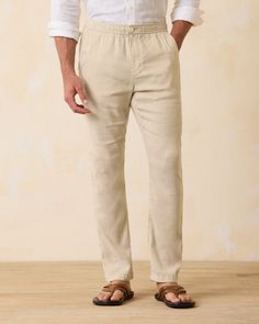 These ultra-soft, breathable, and slightly stretchy linen-blend pants make them easy to style and offer nothing but good vibes every time you wear them. Casual Dress Pants, Stance Socks, Linen Blend Pants, Elastic Waist Pants, Vancouver Island, Mens Accessories Fashion, Casual Denim, Waist Pants, Beach Wear