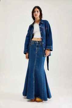 Maxi Skirt Denim, Mermaid Maxi Skirt, Faux Fur Cropped Jacket, Printed Jogger Pants, Utility Skirt, Skirt Denim, Adidas Crop, Oversized Denim Jacket