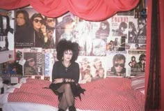 Punk Rock Bedroom, Punk Bedroom, Rock Bedroom, Goth Moth, Gothic Inspiration, Gothic Stuff, Traditional Goth, 80s Room, 80s Rocker