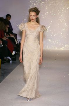 Princess Vibe, Pet Ducks, Bridal Styling, Runway Outfits, Luisa Beccaria, Runway Dresses, Couture Runway