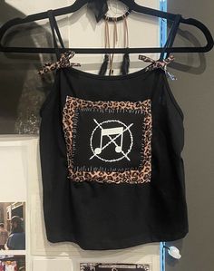 Crust Punk Clothes, Diy Punk Shirt Ideas, Crust Punk Diy, Punk Bleached Shirt, Diy Punk Shirt, Diy Punk Clothes, Diy Punk Tank Top