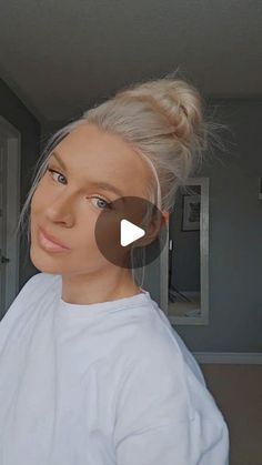 Jillian Jane on Instagram: "Everyone's favorite bun! It is really amazing how the right products, tools and techniques can really make you feel like you have a lot more hair then you do

#diyhairschool #realhair #finehairtips #thinhairtips #easybun #messybun #easymessybun #messybuntutorial" Fine Hair Tips, Cute Messy Buns, Easy Messy Bun, Bun Tutorials, Messy Bun Tutorial, Bun Styles, Double Shot, Let Your Hair Down, Types Of Curls