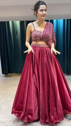 SHOP WITH US: ▪️Bridal Lehenga, Lehengas, Gowns, Saree, Garara, Sharara and Indowestern ▪️Store Address: 58, RNA Arcade, Lokhandwala Complex, Andheri West, Mumbai (400053). ▪️Enquiries/ Appoinments: +91-7718061966 or +91 99871 87160 (WhatsApp/Call) ▪️Customer Care of exisiting clients: +91-9137469227 (Call/WhatsApp) Trending Lehenga Designs, Indian Bride Outfits, Whatsapp Call