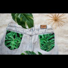 One Of A Kind Vintage 80s High Waisted Lee Acid Washed Jeans. Hand Painted, Tropical, Botanical Leaf Pockets. Painted With Acrylics These Were Brand New With Tags, Vintage. Tags Were Removed To Wash Them Before Being Painted. Pants Were Cuffed For Photos. 30” Waist 14” Front Rise 17” Back Rise 29” Inseam 13” Thigh 9” Knee 6 1/2” Leg Opening Painted Pants, Hand Painted Jeans, Acid Washed Jeans, Lee Dungarees, Blue Mom Jeans, Tropical Botanical, Vintage Mom Jeans, Vintage Mom, Painted Jeans