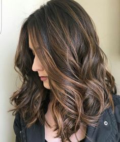 Rambut Brunette, Brown Hair Shades, Chocolate Brown Hair, Balayage Blonde, Brown Balayage, Long Brown Hair, Brown Highlights, Brown Blonde Hair, Brown Hair With Highlights