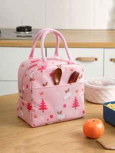 Cool Lunch Boxes, Crown Pattern, Lunch Box Bag, Diy Bags, Picnic Bag, Insulated Lunch Box, Loafer Slippers, Camping Picnic, Lunch Bags