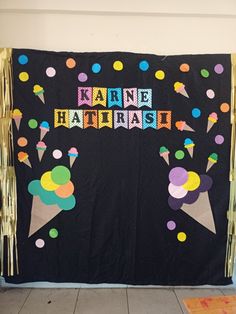 an ice cream themed bulletin board with the words faire hatrasi on it