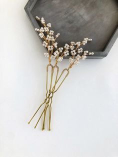 Wedding Hair Pins Set of 3, Pearl Branch Hair Pins, Bridal Pearl Hair Pins, Pearl Twigs in Hair, Twigs Hair Piece - Etsy Pearl Bridal Hair Accessories, Bridal Pearl Hair, Evening Eye Makeup, Pearl Bridal Hair, Hair Pins Bridal, Pearl Hair Pins, Floral Jewelry, Wedding Hair Pins, Bridal Hair Pins