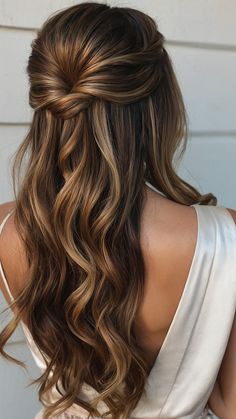 Looking for stunning half up half down prom hairstyles ideas? Discover a variety of options including braids, short styles, simple looks, front view designs, and more for medium, long, and easy-to-create styles suitable for medium length hair. Whether you have thin, short, curly, or black hair, these hairstyles are perfect for a cute and trendy prom look. Simple Prom Hairstyles For Short Hair, Half Down Prom Hairstyles, Half Up Half Down Prom, Down Prom Hairstyles, Braids Short, Sparkly Hair Accessories, Prom Look, Simple Prom Hair, Half Up Half Down Hairstyles